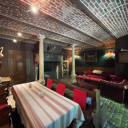 Les Confidences De Messire Sanglier, Stylished Guest Houses Борен Экстерьер фото