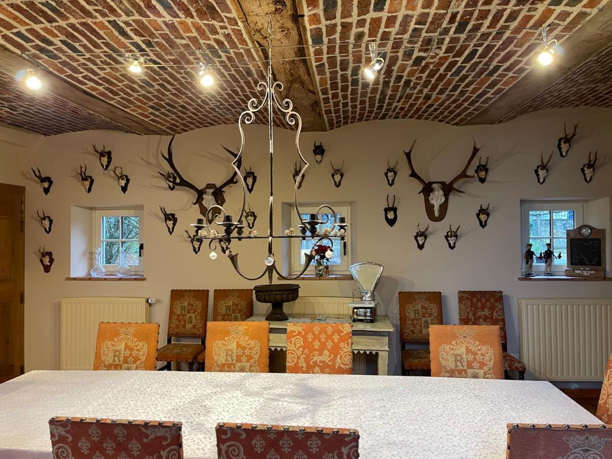 Les Confidences De Messire Sanglier, Stylished Guest Houses Борен Экстерьер фото