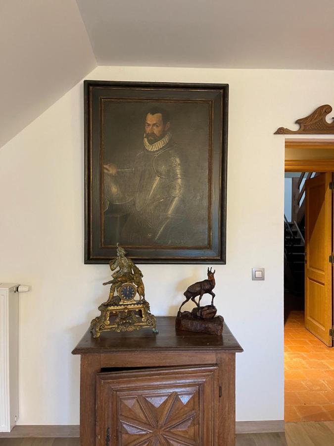 Les Confidences De Messire Sanglier, Stylished Guest Houses Борен Экстерьер фото