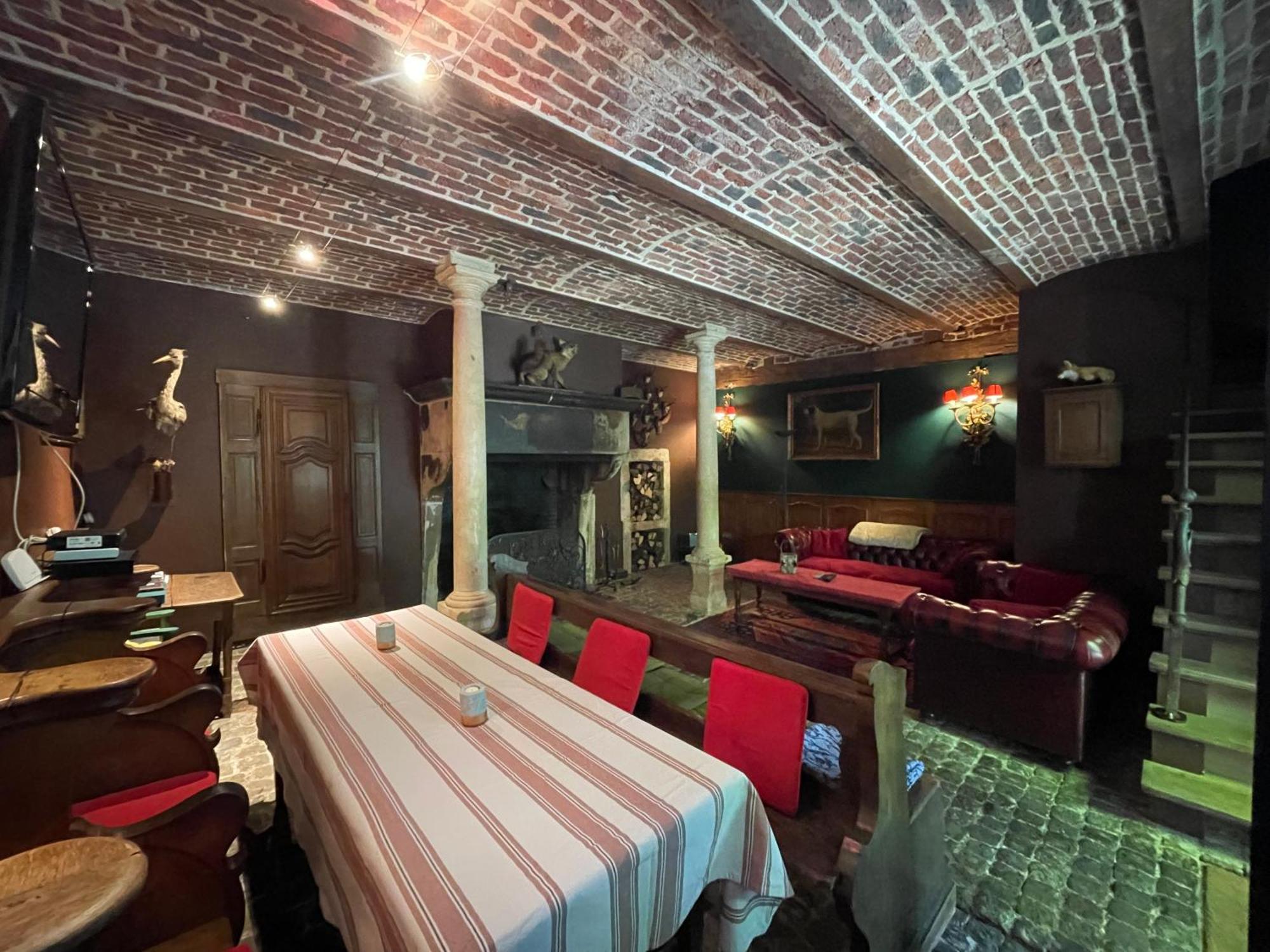 Les Confidences De Messire Sanglier, Stylished Guest Houses Борен Экстерьер фото